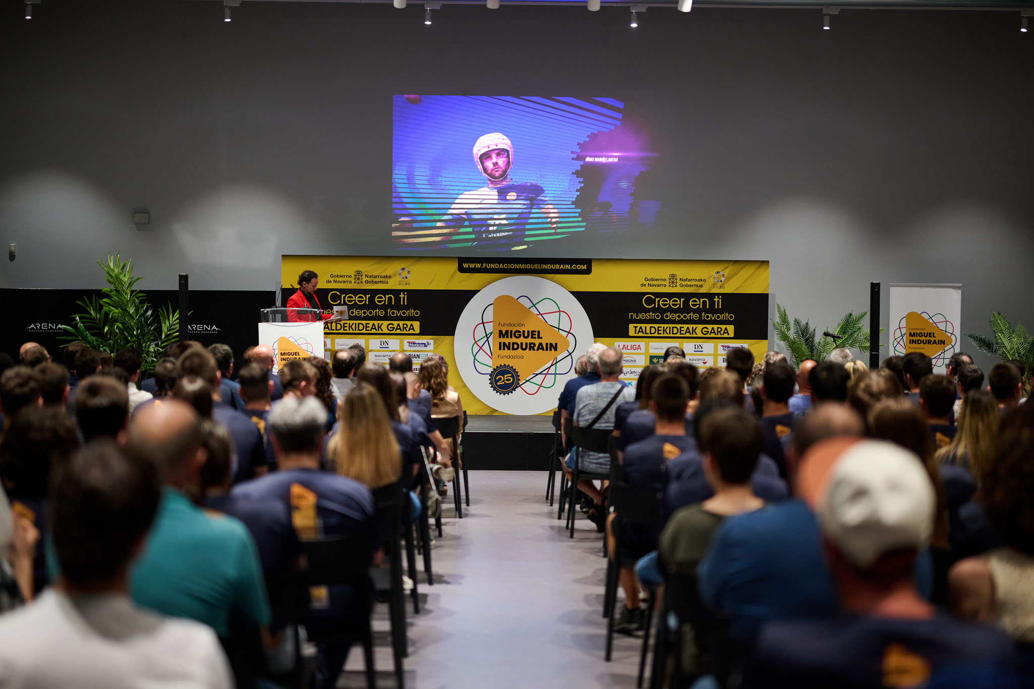 LA FMIF CONCEDE 181 BECAS EN UNA GALA CELEBRADA EN EL NAVARRA ARENA